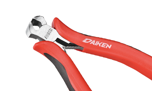 Pince coupante en bout